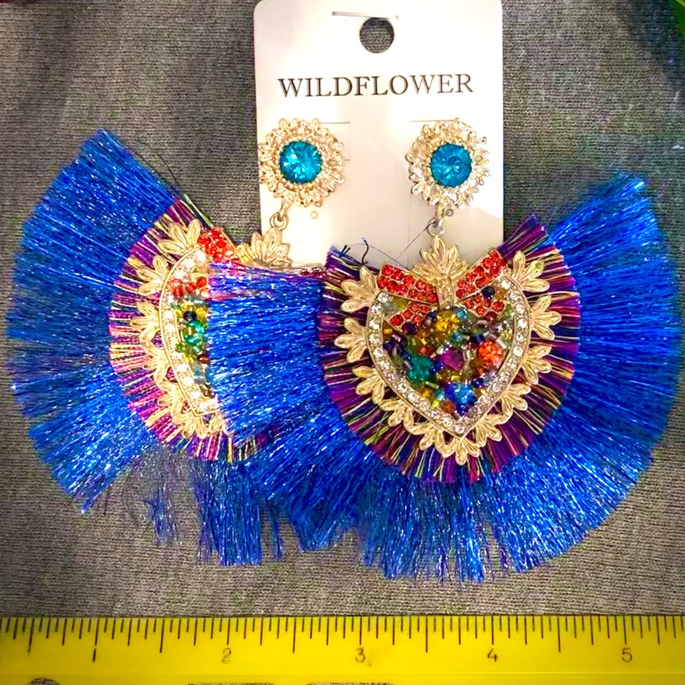 Detailed bold summer festival vacation earrings